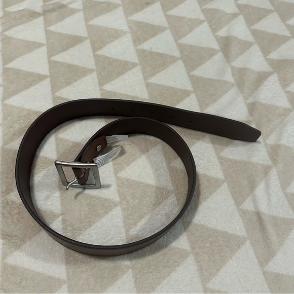 NWOT Jcrew Wallace & Barnes Italian leather belt with square brass buckle